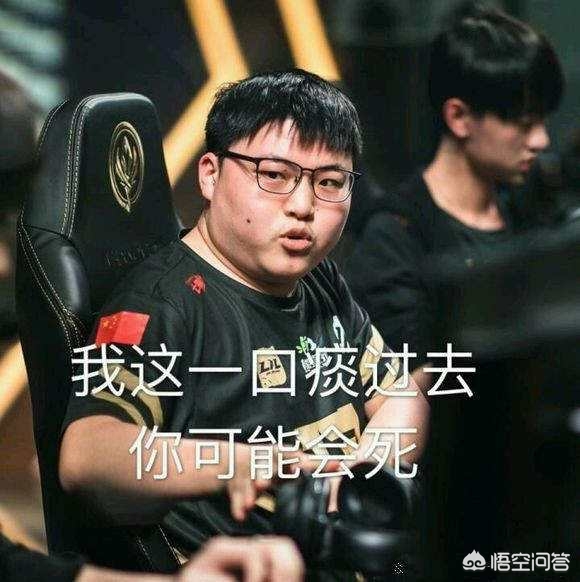 背身作势吸 背身作势吸